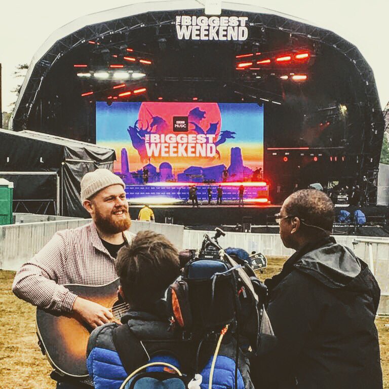 IamTomWalker's tweet image. Somehow managed to get myself on @BBCBreakfast this morning 😂 cheers for having me on guys and to everyone for tuning in. Buzzing to be playing @BBCR1’s #BiggestWeekend today in Swansea 🤘