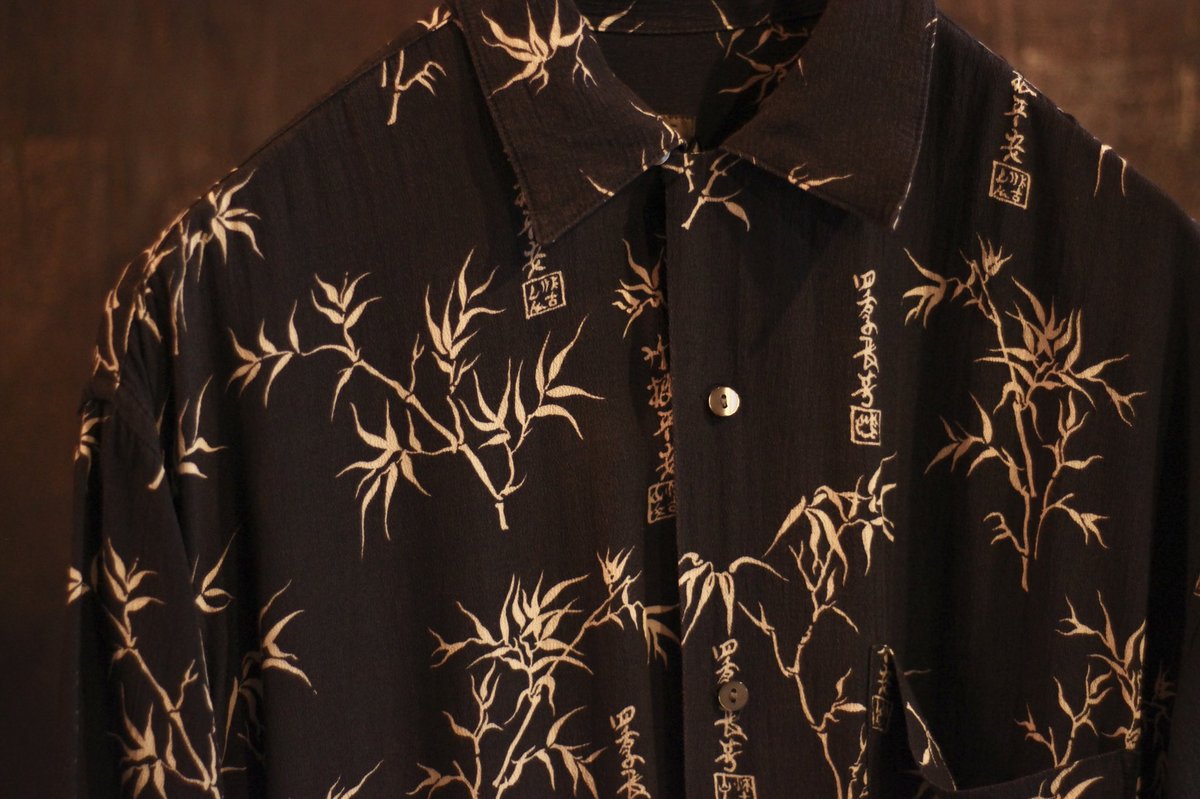 Re Birth Twitterissa New Stuff Calvin Klein Japanese Pattern Shirts 和柄のアロハシャツ Us規格モノで和柄アロハは珍しく 今回のシャツはまさかのカルバンクラインです 和柄といっても モノトーンな配色とシンプルな柄で本当にカッコいいです