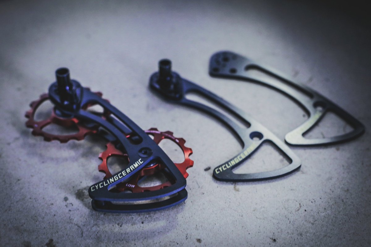 Expand your aspiration with our ODC system.
boost your performance with our oversize cages.
reduce friction, increase your speed without weighing down your bike, thanks to the lightness of the carbon and the efficiency of the pulley wheels.

© photo : <a href="/cyclist/">Cyclist magazine</a>