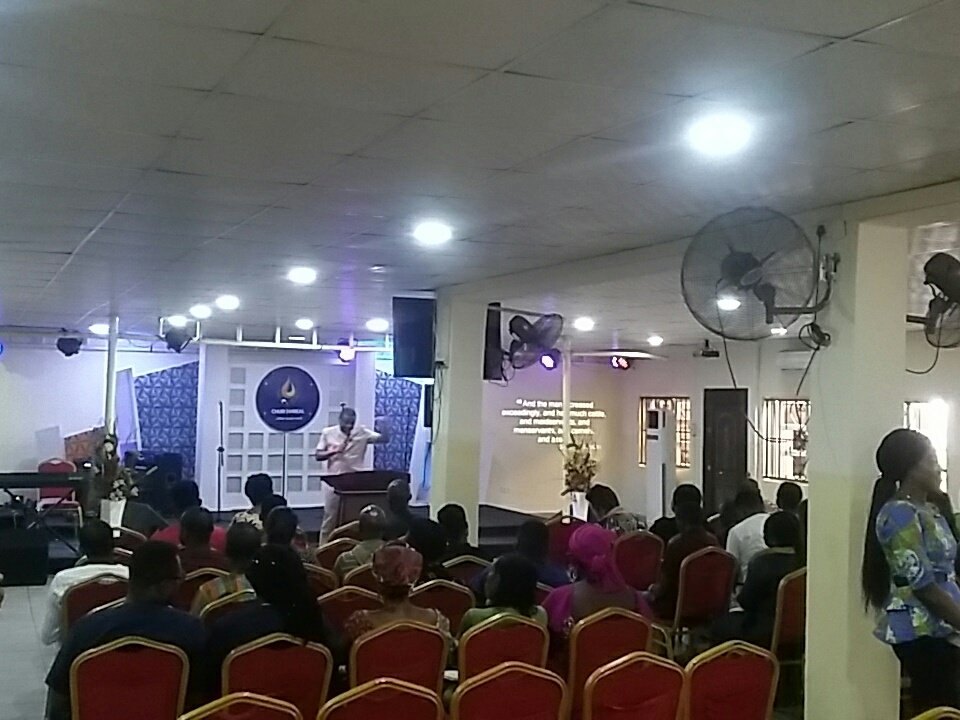 uyiagho's tweet photo. Cross section of The Real Place, 3 Afisman Drive, Anifowoshe by Computer Village, Ikeja where #TheRoundtableLagos will hold in 2 days. I'm set for action https://t.co/Tpsxmwr26n