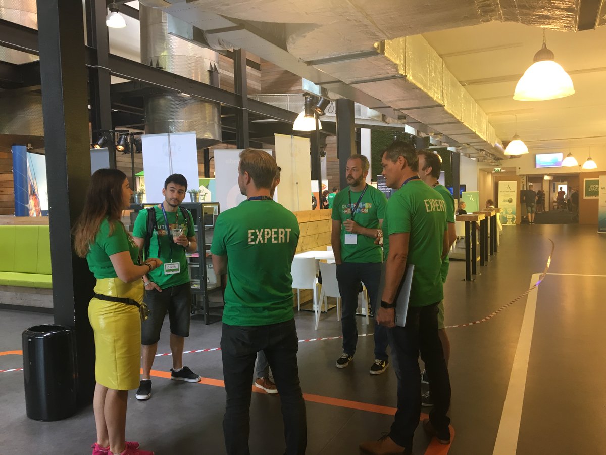 dutchhackathon's tweet photo. Members tech jury have arrived.... #experts #dutchhack18 #doh18 https://t.co/Nc67TNL5SY