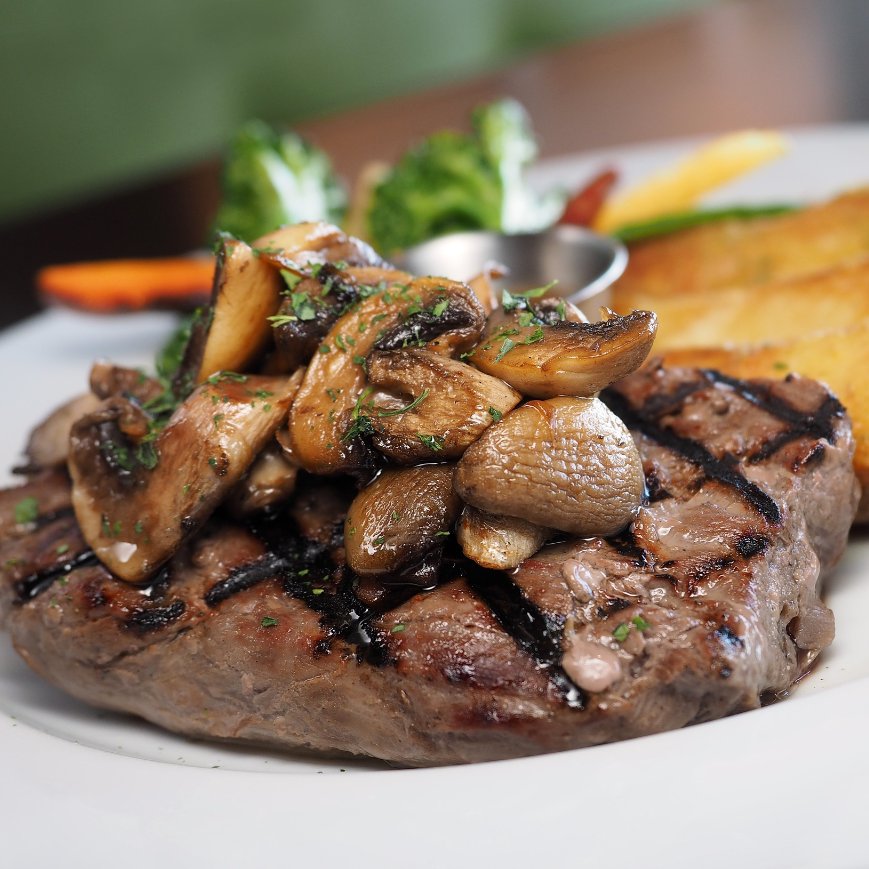 Platofjour's tweet photo. Un bon #filet de boeuf pour commencer à suivre les premiers #matchs de @rolandgarros
#monteraufilet #tennis #sport #evenement #food #fooctech #appli #platdujour #menudujour
Recherchez et faîtes vous livrer grâce à l'application @Platofjour https://t.co/b5u4LvyQfT