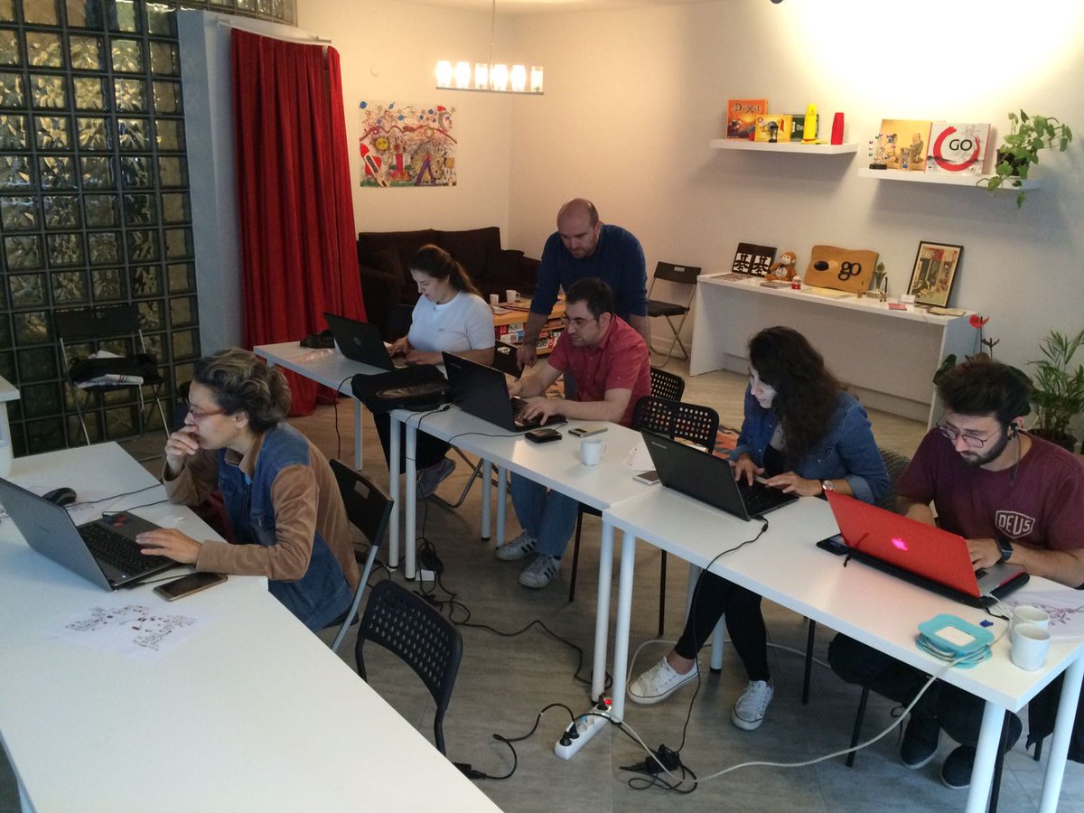 aykutackalmaz's tweet image. Brand new #mindmappers are on the way. #istanbul #aythink #biggerplate #mindmapping @AyThinkGelisim
#zihingilizce #aythinkenglish #learning @Tony_Buzan
aythink.com.tr