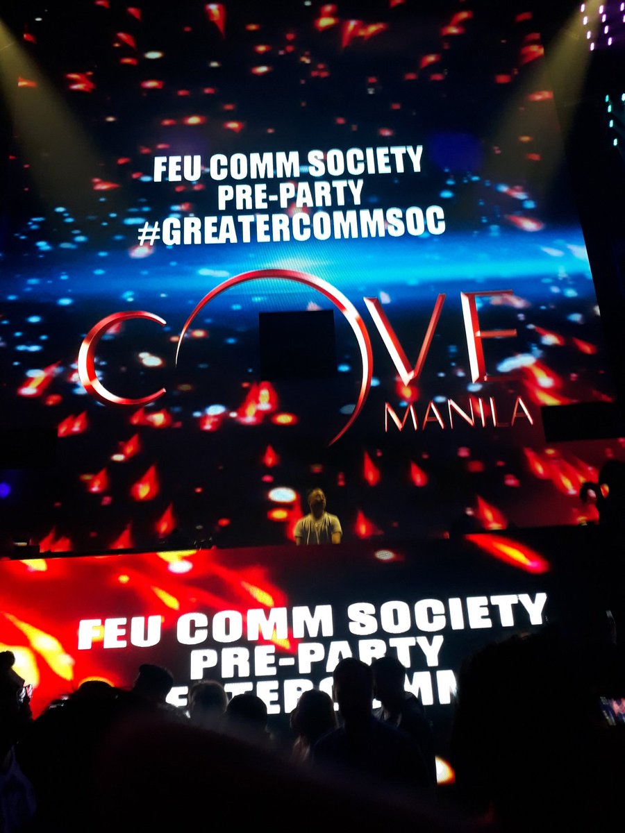 FEU_CommSoc's tweet photo. The graduating batch of BA in Communication at the Comm Grand Ball Pre-Party yesterday night. #COMMSOCxCoveManila #CommGrandBall2018 #GreaterCOMMSOC https://t.co/nnBGDF35KG