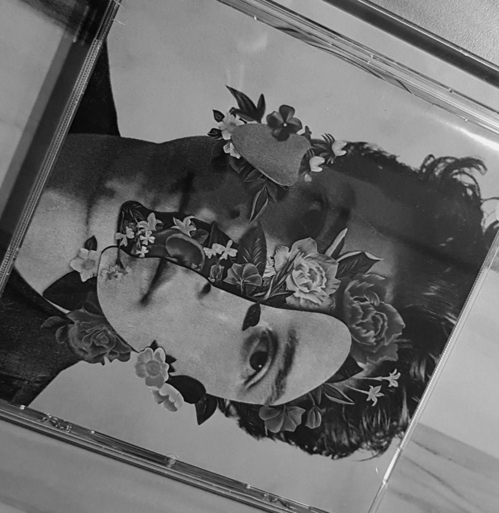 My dad I loving this album. YES MY DAD IS LOVING THIS ALBUM. My precious boy just made my day! #ShawnAlbumBuyouts #ShawnMendesTheAlbum <a href="/ShawnAccess/">ShawnAccess</a> <a href="/ShawnMendes/">Shawn Mendes</a>