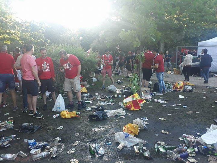 IvanDeinekoUA's tweet image. Football promotes tourism &amp;amp; is good for economy?
Kyiv Mayor's Office failed to provide adequate amenities for fans.
fans turned major Kyiv park into a landfill
#UCLfinal #UCLFinal2018 #ChampionsLeagueFinal #ChampionsLeagueFinal2018 kyivoperativ.info/other/park-she…
facebook.com/KyivOperativ/p…