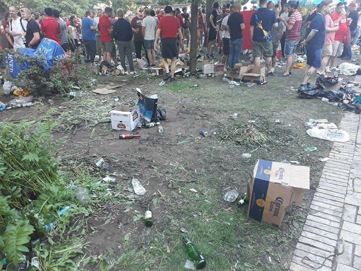 IvanDeinekoUA's tweet image. Football promotes tourism &amp;amp; is good for economy?
Kyiv Mayor's Office failed to provide adequate amenities for fans.
fans turned major Kyiv park into a landfill
#UCLfinal #UCLFinal2018 #ChampionsLeagueFinal #ChampionsLeagueFinal2018 kyivoperativ.info/other/park-she…
facebook.com/KyivOperativ/p…