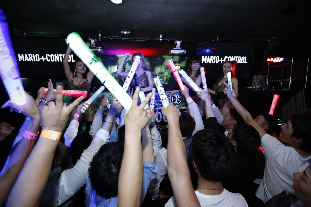 CROSSOVER_NABU's tweet photo. #supremars
#パティモン  
#イイ波のってんNight 
#コカレロNight

300人overのpartyでした！
来てくださったみなさん！ありがとうございました🔥

みんな、イイ波のってんね〜🏄🏼‍♂️🏄🏼‍♂️🏄🏼‍♂️ https://t.co/aSTmWbNYWu