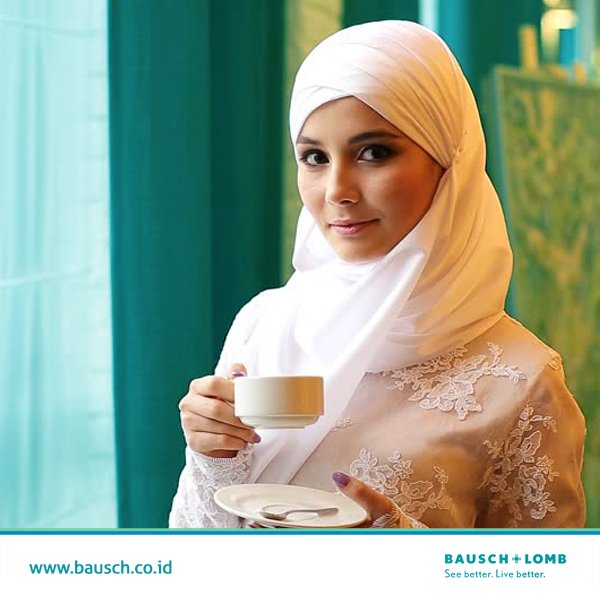 EyesFriend's tweet photo. Berbuka puasa dengan meminum teh? Jangan lupa gunakan kembali kantung teh yang sudah terpakai untuk masker mata malam hari sebelum tidur. Masker teh berguna merelaksasikan mata dan mencerahkan warna hitam serta memudarkan kantung di area mata. https://t.co/BgWn0LvyHi