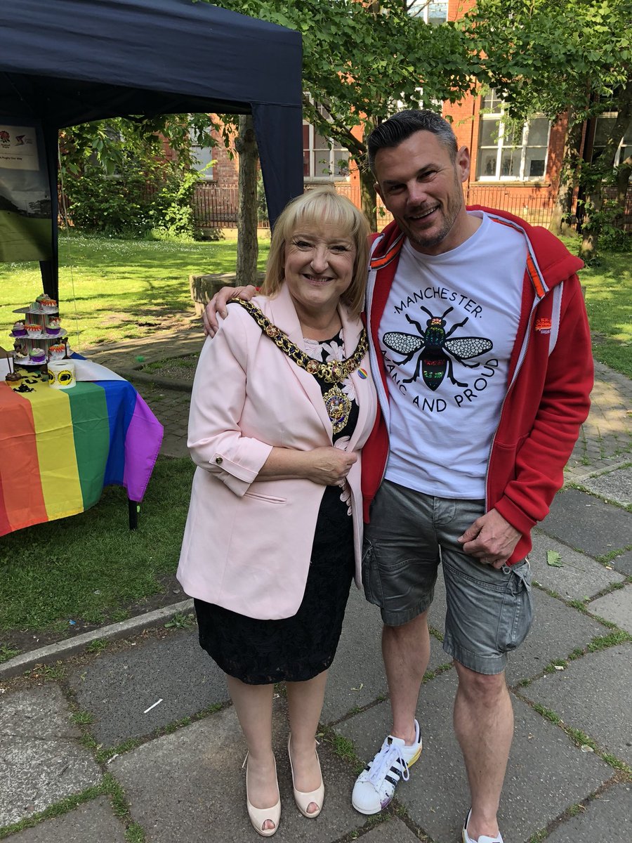 CarlAustinBehan's tweet photo. Great to see @LordMayorOfMcr &amp; Nick obviously at @axmfvw 😘🐝😘 https://t.co/sXWopHed33
