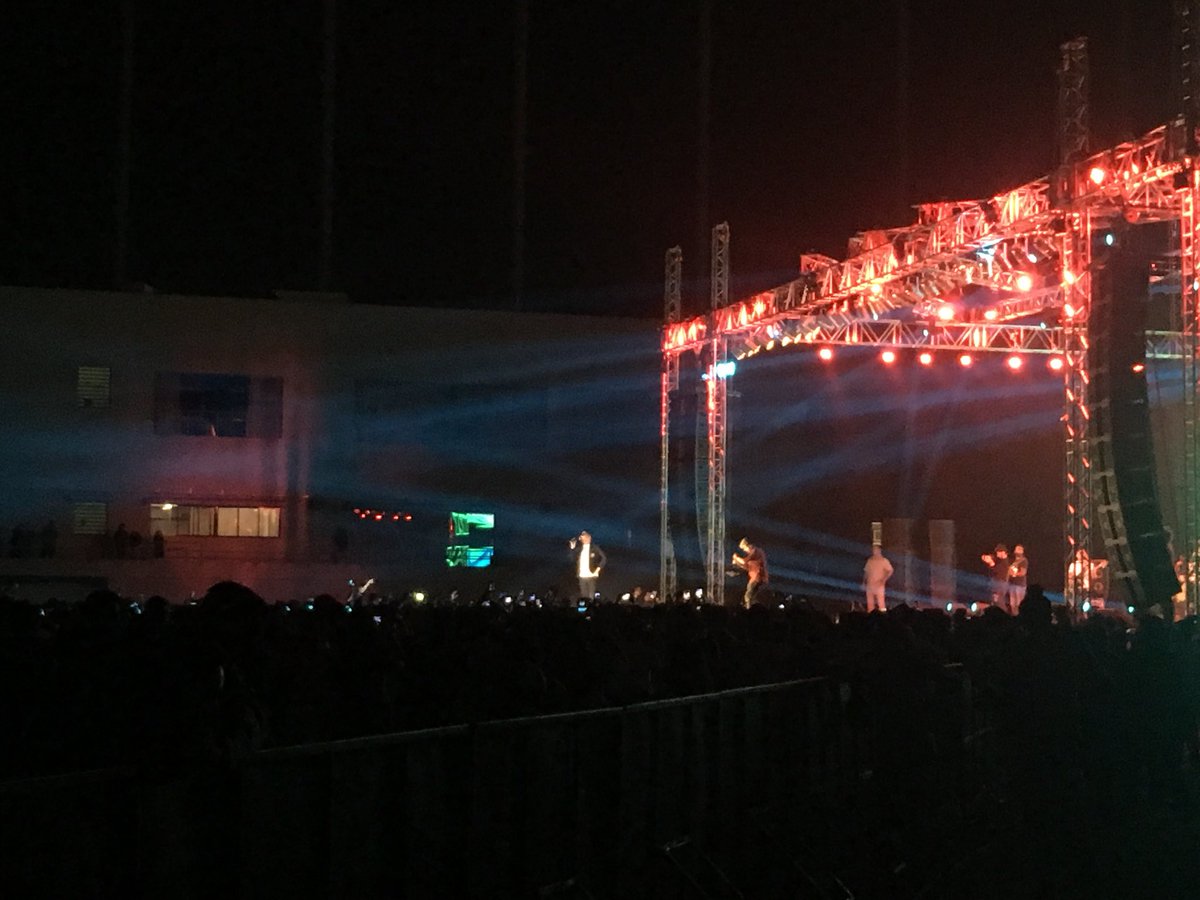 VinodSound_Ahmd's tweet photo. #Guru_Randhawa #Live_In_Concert🎷#Ahmedabad #High_Rated_Gabru_INDIA🇮🇳_Tour great Success Last Night.
#The_Arena,Transstadia@Ahmedabad
#Bollyboom https://t.co/8lo6m1bPYf