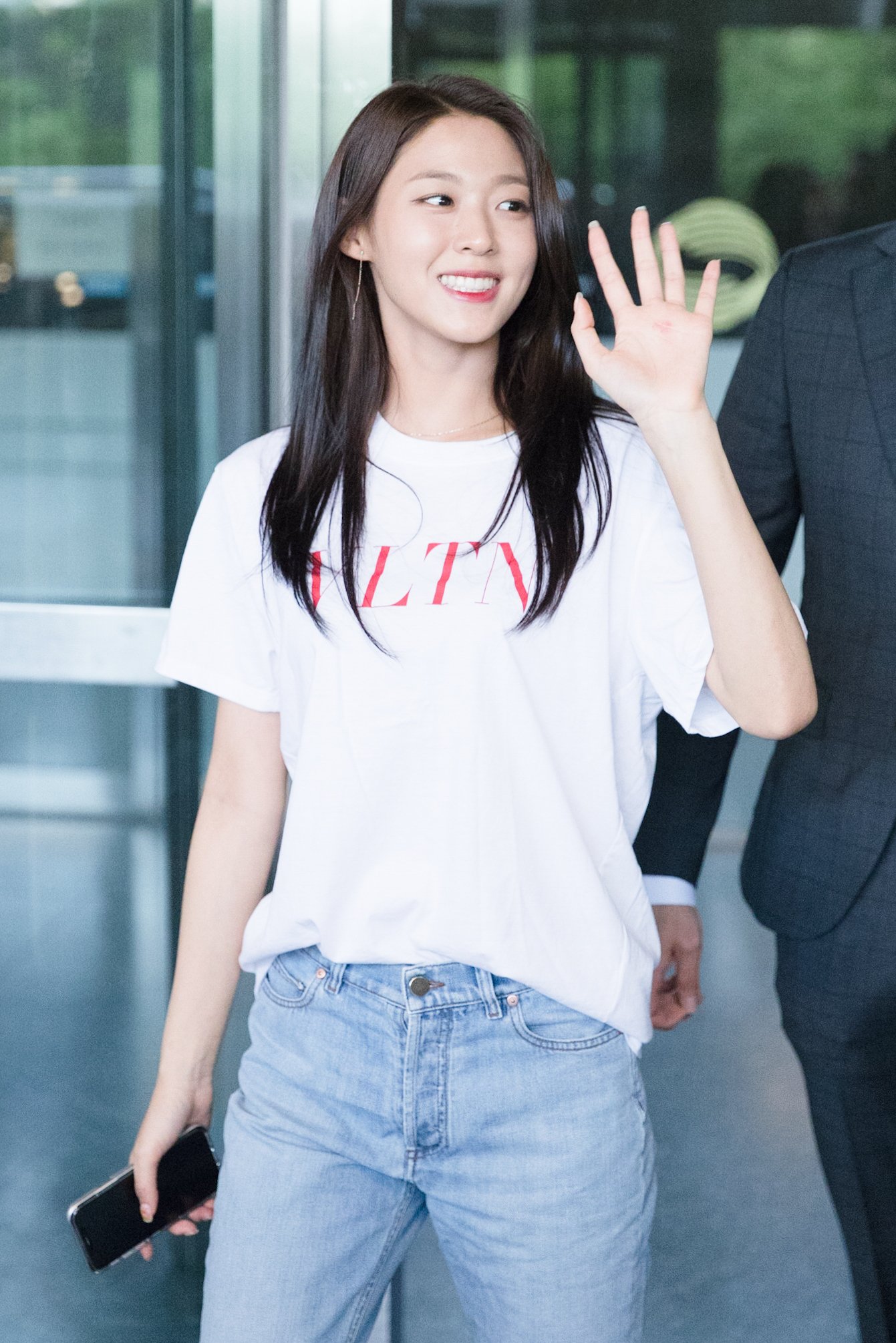 DeMk4JpV4AATWZC.jpg:orig