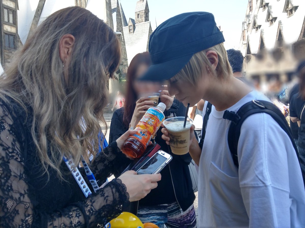 Kuro 生まれて初めてusjでコスプレ 首から上だけ しました 安室の女たちにめちゃくちゃ弄ばれました たのしかったよ パーク内のクルーの皆様がめちゃくちゃお優しかった Kuro 生まれて初めてusjでコスプレ 首から上だけ しました 安室の女たちにめちゃくちゃ弄ばれました たのしかったよ パーク内のクルーの皆様がめちゃくちゃお優しかった