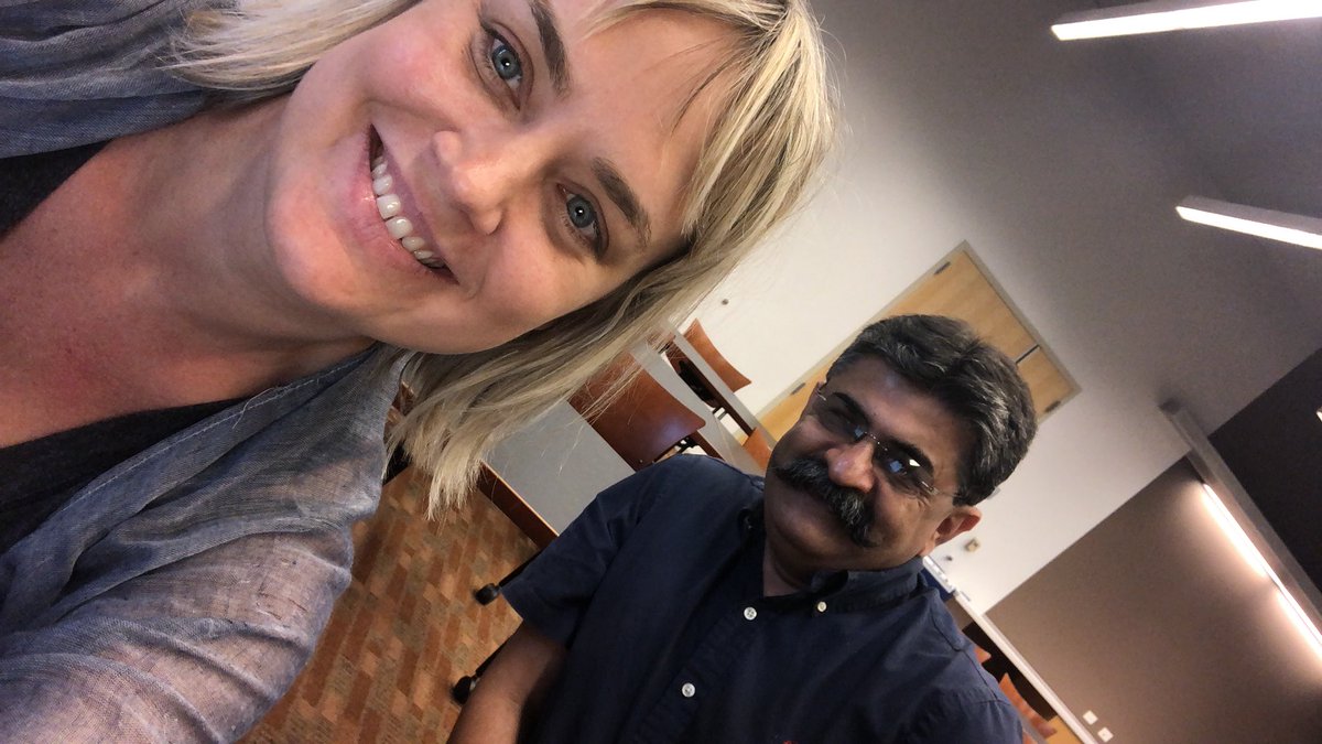 mentorafrika's tweet photo. Spent yesterday helping https://t.co/stiKHpS0RT create their digital roadmap. Now I need to find a cloud solution architect! Wonder if .@richstep knows where to find a CSA <3. #experteer #edtech https://t.co/oV2ngr2wgt