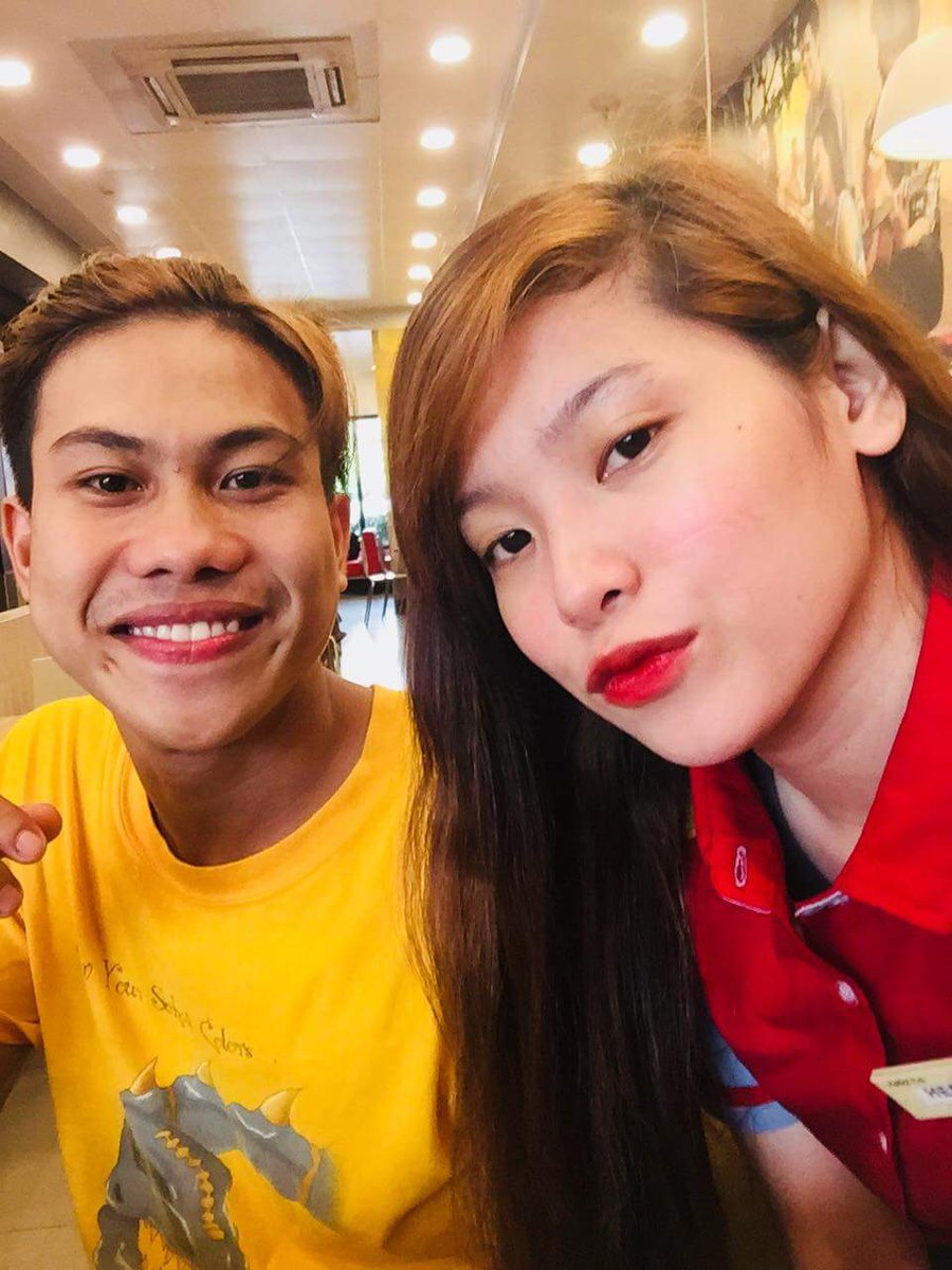 what_Dafuq45's tweet image. Tagal mo nmn mag out. 😘😘😍😍
#sametime
#sameColour
#samefeelings
#Patihair
#lightblonde