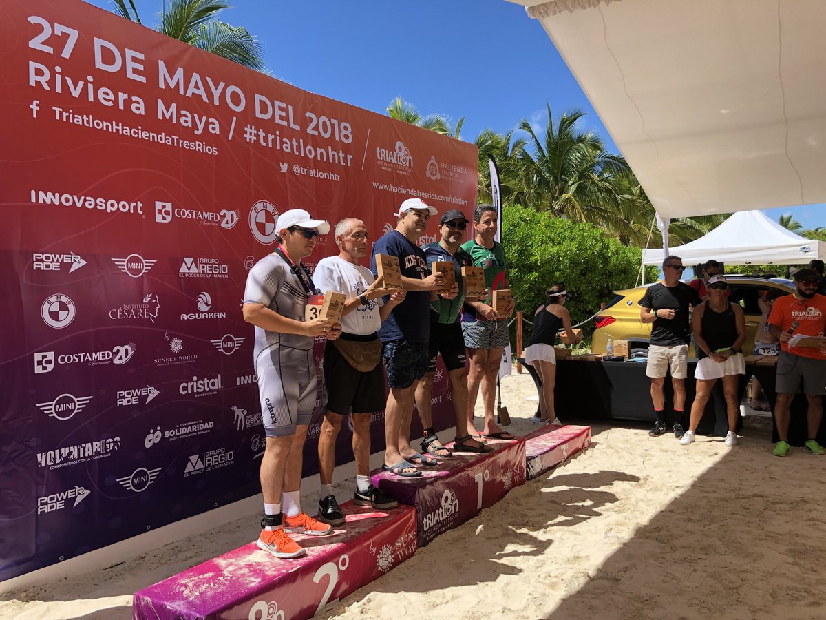 PataDeGatoTV's tweet image. Llegó la hora de premiar a los ganadores en el #triatlonhtr. ¡Muchas felicidades a todos los competidores por su gran esfuerzo!🥇🥈🥉
#atletas #sports #RivieraMaya #México @triatlonhtr 🇲🇽