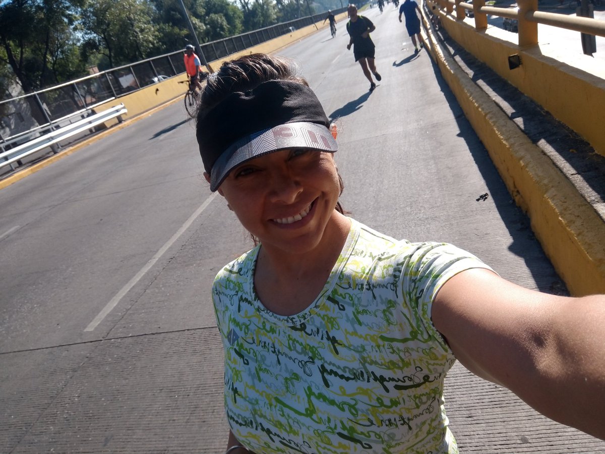 correkukis's tweet photo. Terapia de sal para eliminar lo negativo #AguaSaladaParaelAlma #CorrerLibera #AcideRunner #MyAcide #ForeverRevolution https://t.co/fw2NYXqEis