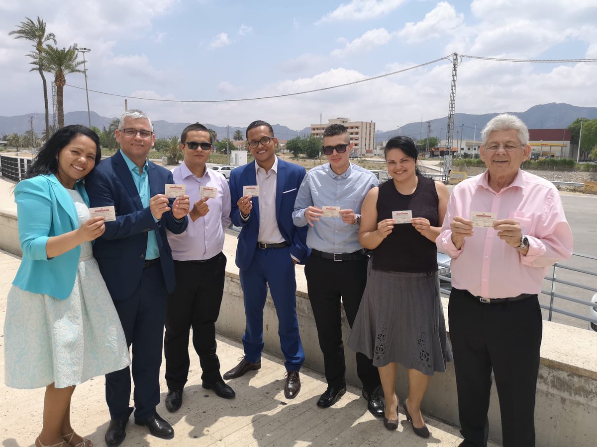 BahamonMIRA's tweet photo. En #España #ApoyandoYVotando d #DuquePresidente #MartaLucíaVicepresidente #PrimeraVuelta  @MovimientoMIRA @IvanDuque https://t.co/k5csXtJ8cn
