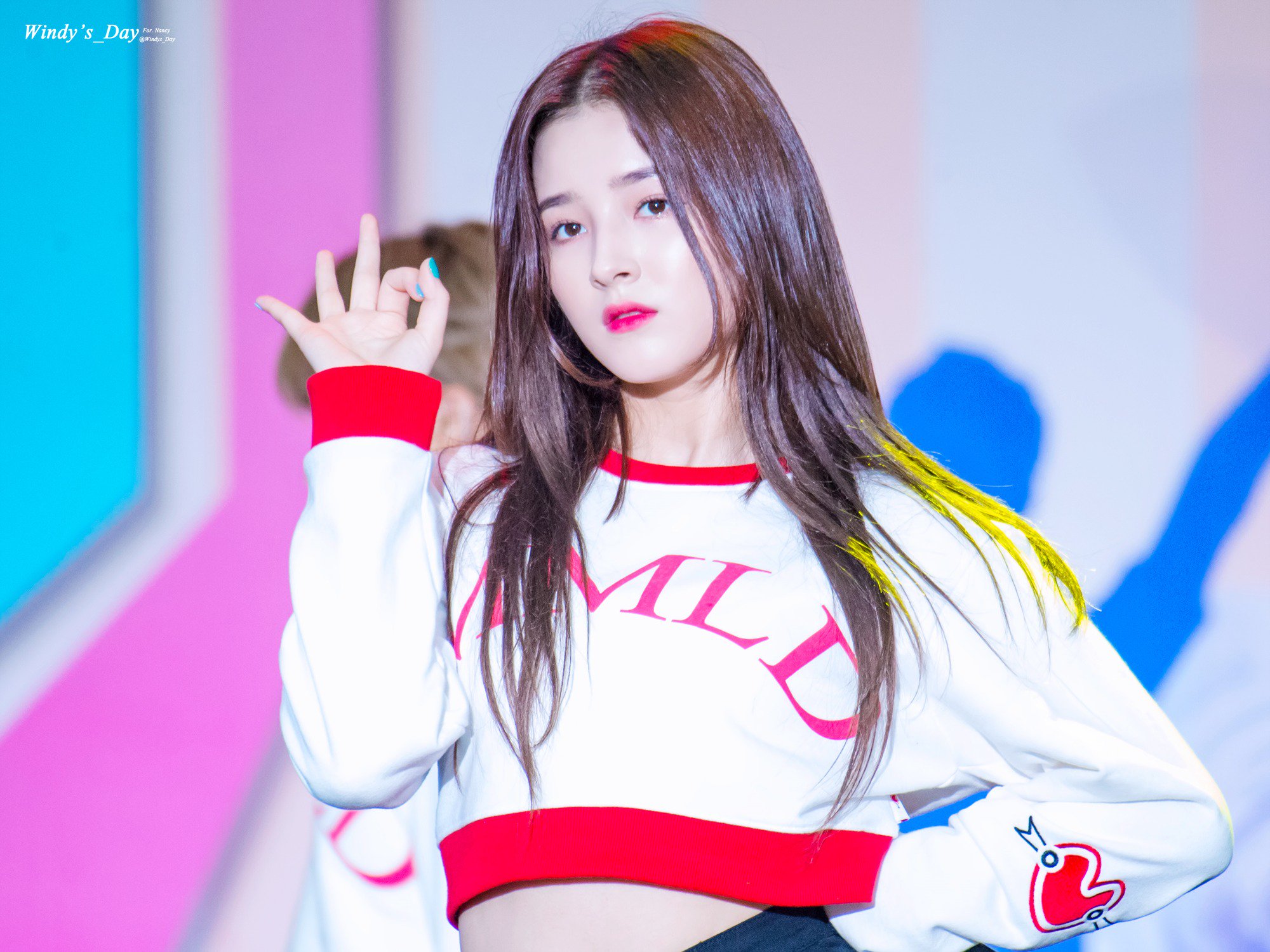 DeN4K8oVAAA8w8J.jpg:large