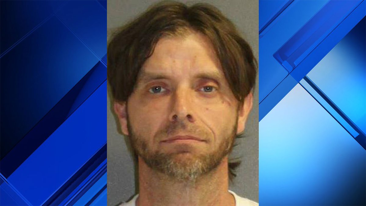 Florida woman rescued from abusive boyfriend after slipping note to her vet, deputies say bit.ly/2shMv2O https://t.co/GBokT0Eufu