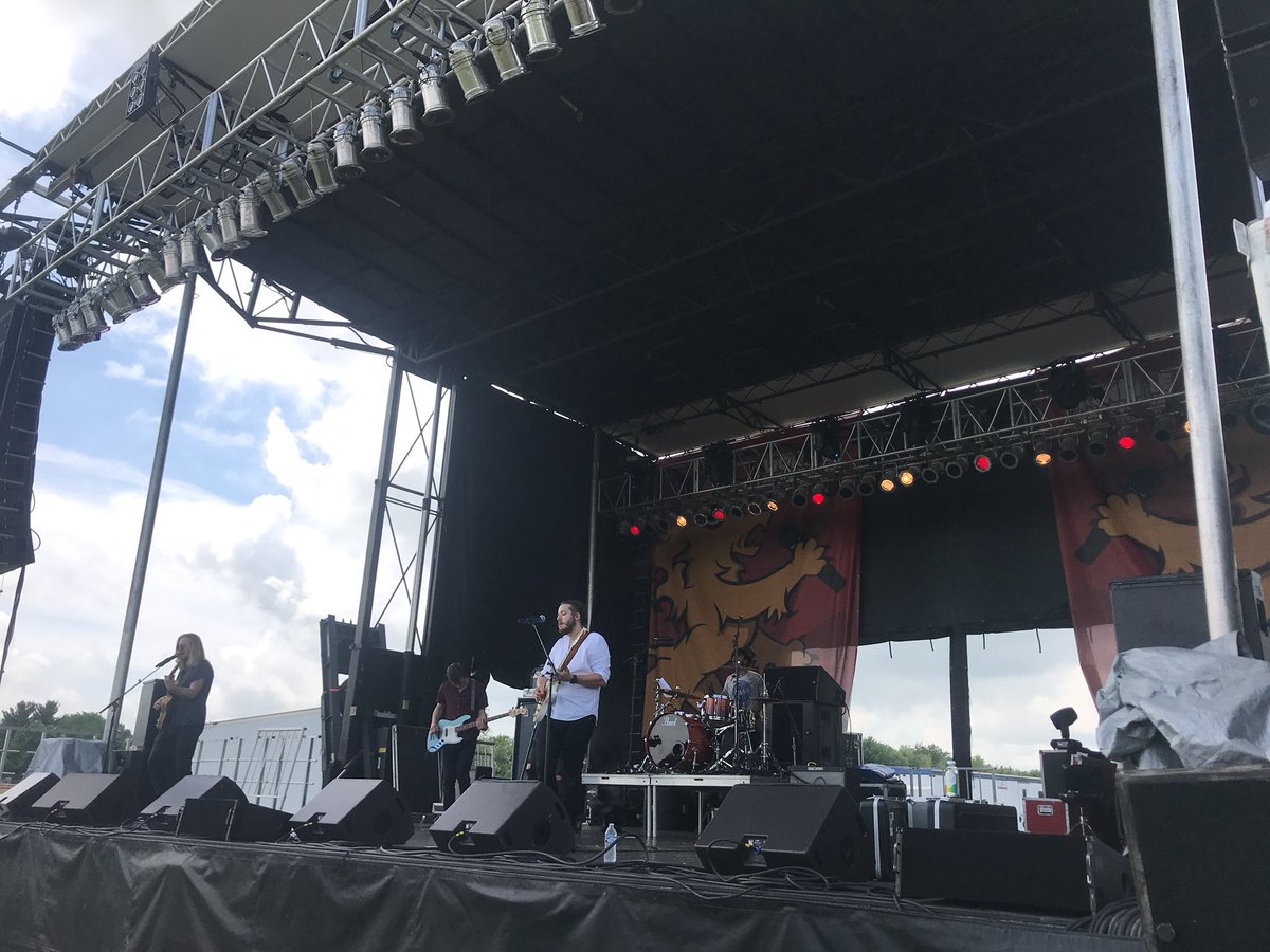 LionFireFest's tweet photo. @NevadaColor is blazing the trail as the first act of the day on the Main Stage! 🔥 #LionFire https://t.co/mgwEjYawan