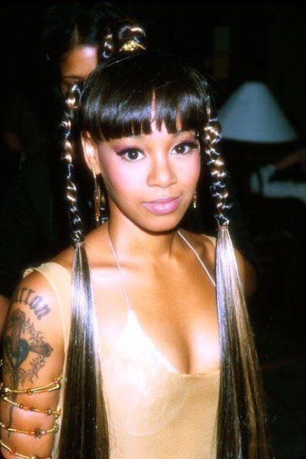 Happy Birthday to Lisa Left Eye Lopes, she would have been 47 today.    RIP 