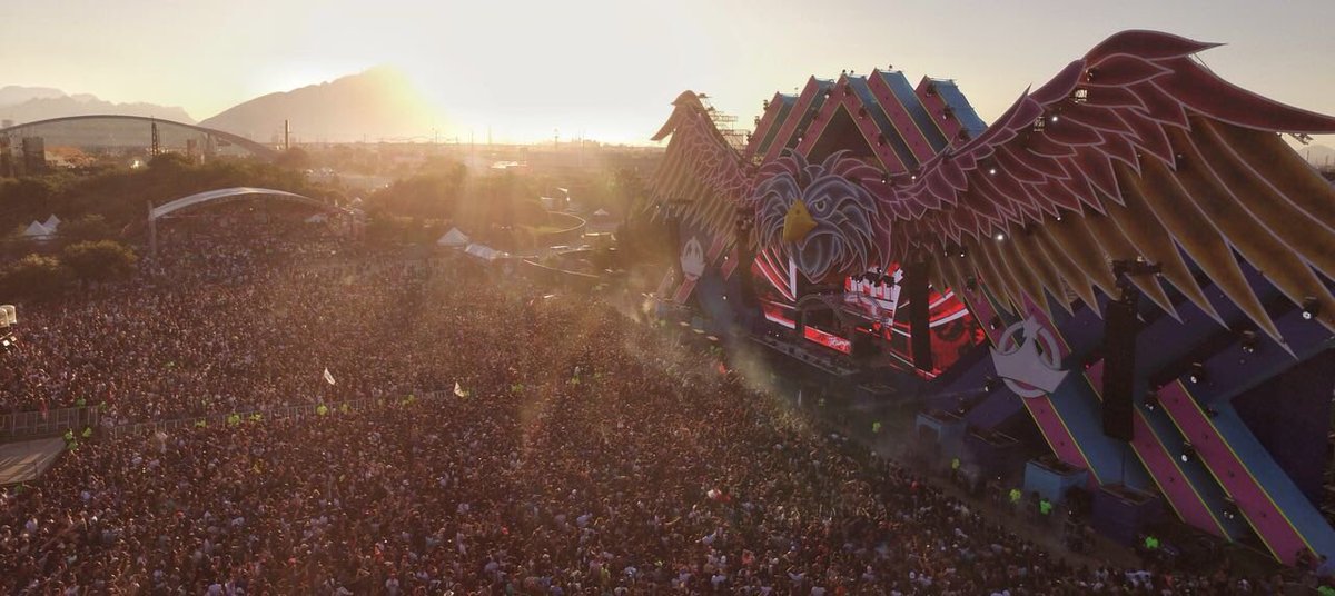 primetimemx's tweet photo. Un año más #WiSHOutdoorMx #SoldOut
Nos vemos en el 5to Aniversario !!!
#Primetime2018 https://t.co/gMKYQe6jAb