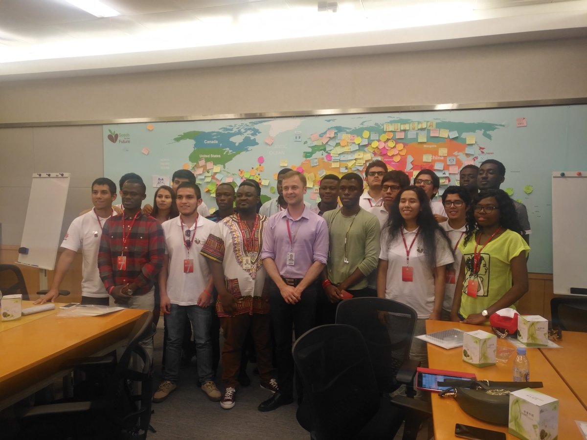 dietercruzado's tweet photo. Students from Peru and Ghana in Beijing and Shenzhen studying and getting in touch with the technology that @Huawei is making for the world #SeedsForTheFuture #MoreThanMobile @ConcytecPeru @HuaweiMobilePe #Huawei https://t.co/R2TXImc0u5