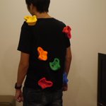 子供が勝手にボルダリング→おんぶができるTシャツを作っちゃった人ｗ