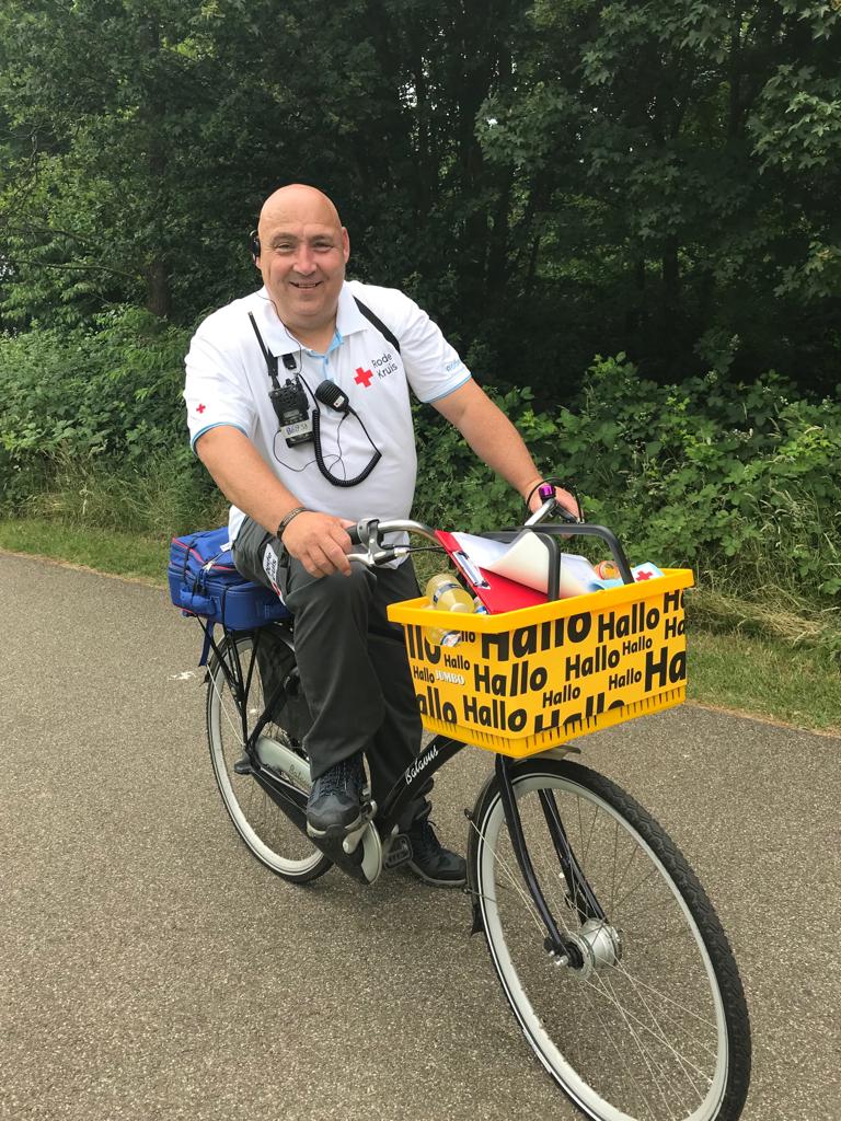 VestingloopDB's tweet photo. Wat een kanjers toch van @RodeKruis! Staan zoals altijd weer voor iedereen klaar #Vestingloop #Brandloyalty https://t.co/tnnH3Byvs0