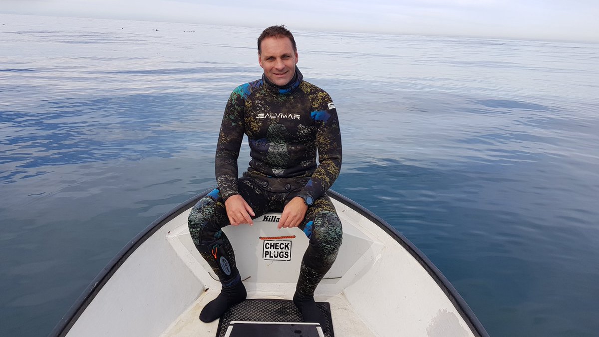 diverene's tweet photo. Perfect day at sea. Happy with my new #Salvimar wetsuit. #KillaFish #BettysBay https://t.co/cEk7InCm43