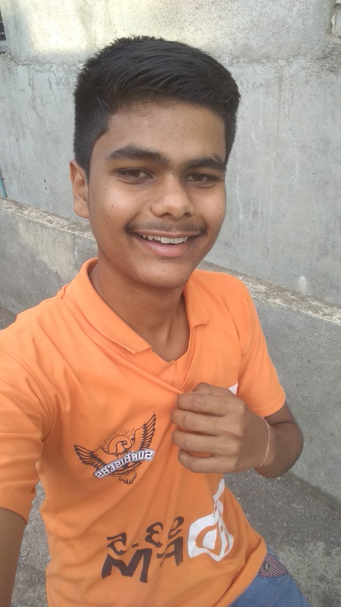 chinmay1815's tweet photo. #MyFinalPlan is to eat "BHEL & SAMOSA WITH AAMRAS" in front of my tv to watch ipl final.
SUNRISERS HYDERABAD https://t.co/OIIp9Lbx3Y