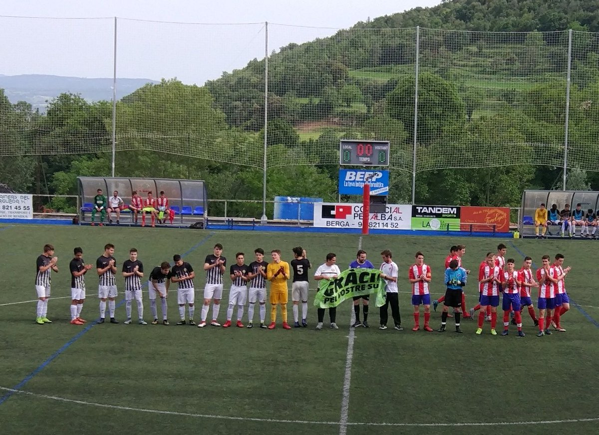 xsegurmovil's tweet photo. @pepmorer @UJabacTerrassa Después de Barça y Español, mejor equipo de Primer año en Cadete Preferente. Brutal !! https://t.co/uNK1erw7oI
