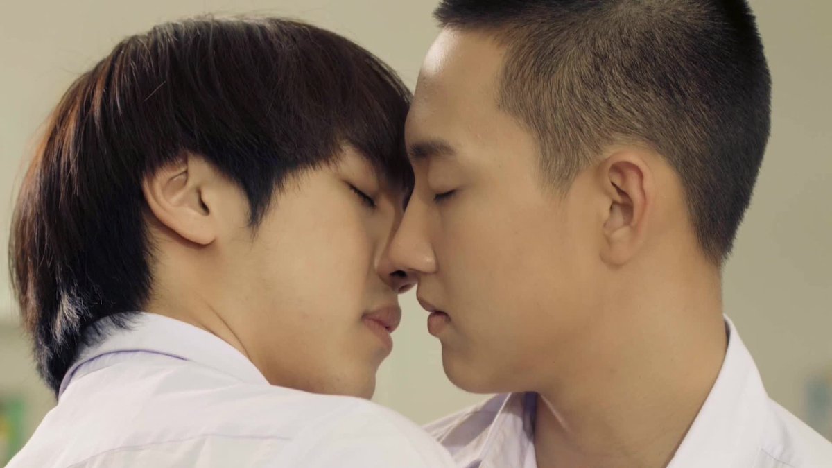 "กูมันเหี้ย กูมีเอมแล้วกูยังมายุ่งกับมึงอีก"
"คนเหี้ยๆ เขาไม่บอกว่าตัวเองเหี้ยกันหรอก"
"ผมอยากมีโน่"

คำพูดพวกนี้มันกลายเป็นประโยคคลาสสิคไปแล้ว
#ปุณณ์โน่  #lovesicktheseries #LoveSickComeBack