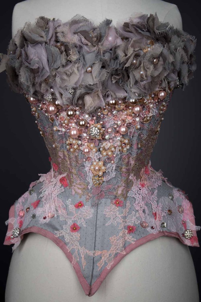 Underpinnings Museum tweet media