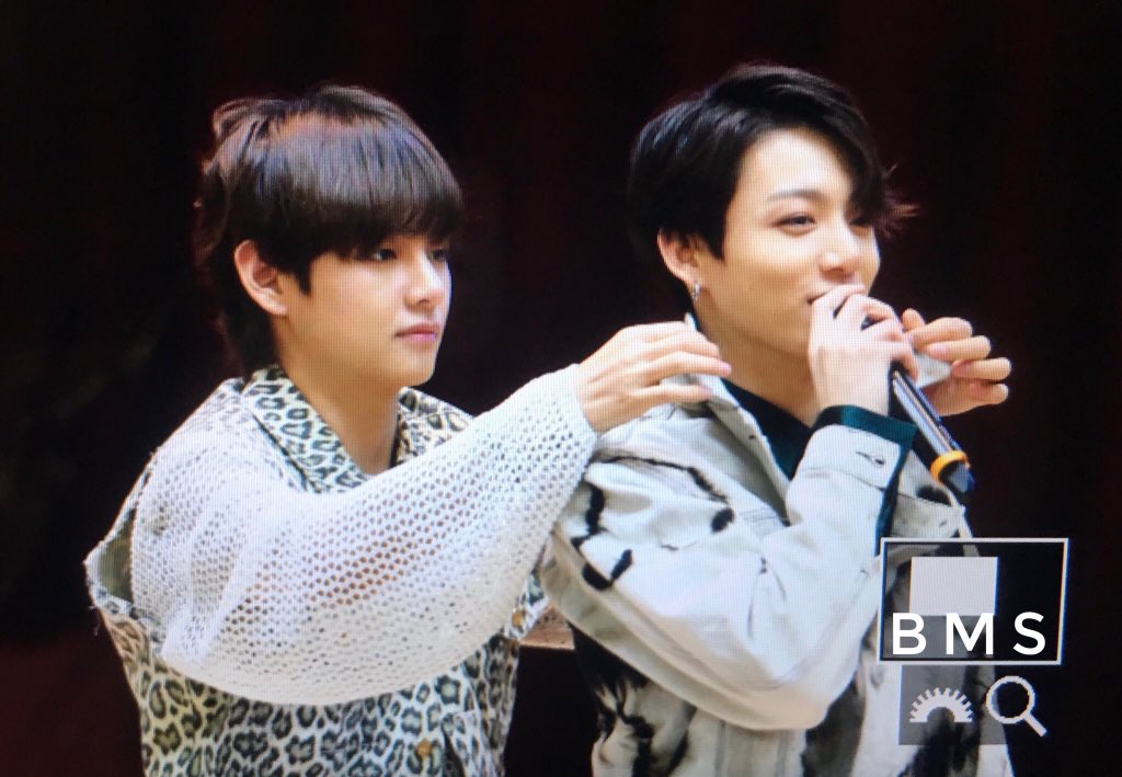 Taehyung couldn’t just hold his hand to himself! It’s as if Jungkook’s body is always the extension of his!  #vkook  #kookv  #taekook 