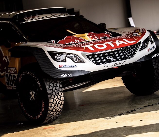 peugeotsport's tweet image. FAMILY OUTING: three generations of @Peugeot race cars spotted at @SilverstoneUK #SpeedMachine. #205RX #405T16PikesPeak #208T16PikesPeak #3008DKRMaxi