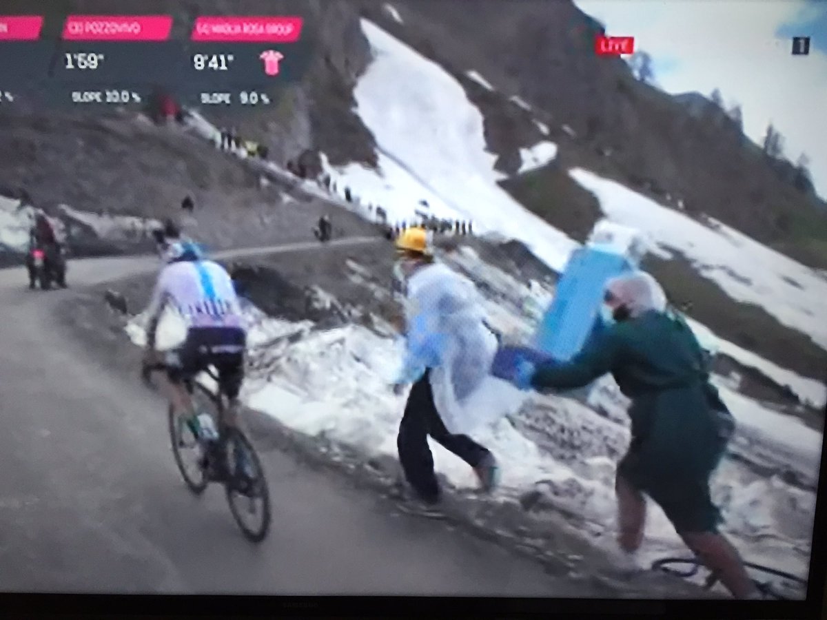 Ladbrokes's tweet photo. Chris Froome is set to become the first British man to win the Giro d'Italia today

Here he was earlier in the week being chased by a giant inhaler https://t.co/tjfKfB4sbS
