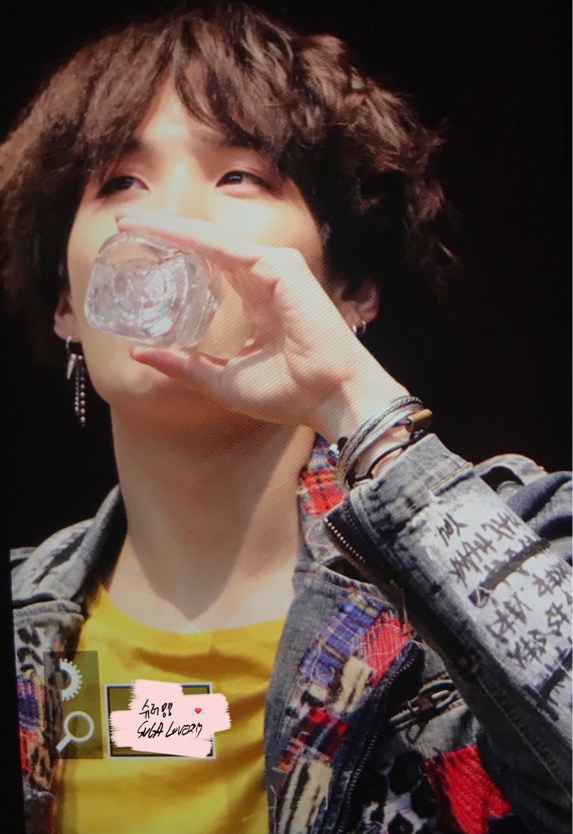 Seesawbts2's tweet image. he’ll never know just how much he means to me but it’s okay because as long as he’s smiling, i’ll be just fine. 
#WeLoveYouMinYoongi