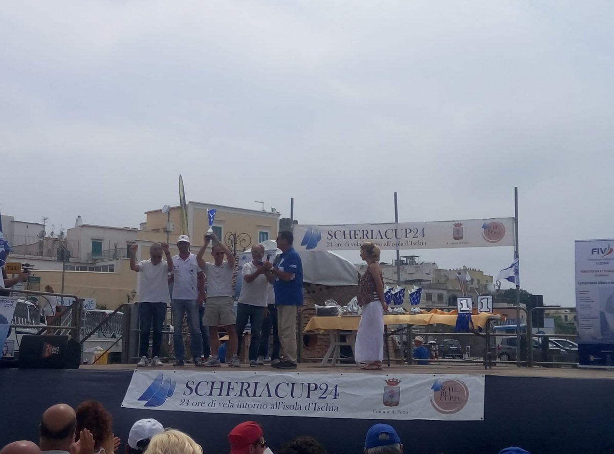 ScheriaCup's tweet photo. La #premiazione! Dopo 24h di #regata, il giusto riconoscimento per chi ha tagliato il #traguardo della #Scheriacup24 con onore 🏆#Ischia #premio #gara #sport #27maggio https://t.co/zOrJfZQGXs