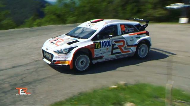 Un minuto di camera-car, elicottero e pure sound al #RallyeAntibes, gara premio per la vittoria del @terseries 2017😎👍🏼 #GBBASSOFFICIAL <a href="/lorenzo/">Lorenzo Mendoza</a>.granai <a href="/hmirally/">HMI - Motorsport</a> @hmsgofficial @pirelli_motorsport @freem_official 
A minute of camera-car, helicopter and… ift.tt/2JdYnO5