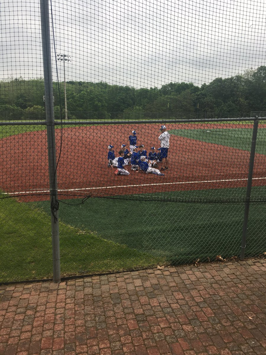 NorEastersWest's tweet photo. 11U West advances to the semi finals with a 6-2 victory. Led Reid Richards going the distance on the mound, and a very balanced offensive attack. #BleedBlue #NoreastersWay https://t.co/ZGuhe35WLB