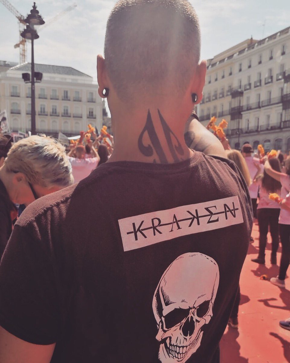 LocusDuoKie's tweet photo. Totalmente convencido de que la tauromaquia no es arte ni es cultura 
Totalmente convencido de que hay muchas cosas por las que merece la pena luchar 
Y sobre todo totalmente convencido de que el silencio jamás es una opción
#TauromaquiaEsViolencia @GladiadoresPaz https://t.co/F5D55CKuJb