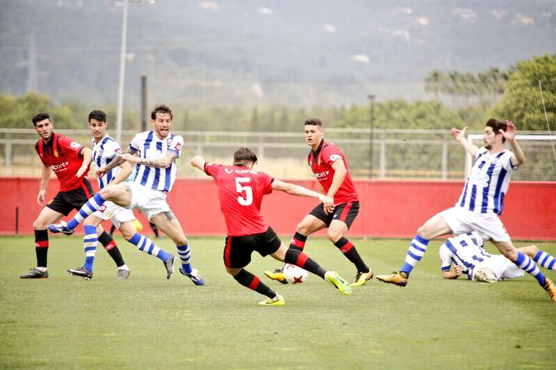 RCDM Futbol Base (@rcdmbase) on Twitter photo 📝 El Mallorca B es jugarà l’ascens a dues noves eliminatòries
▶️ rcdmallorca.es/contenidos/not…
#SomFutur 🔴⚫️ 📝 El Mallorca B es jugarà l’ascens a dues noves eliminatòries
▶️ rcdmallorca.es/contenidos/not…
#SomFutur 🔴⚫️