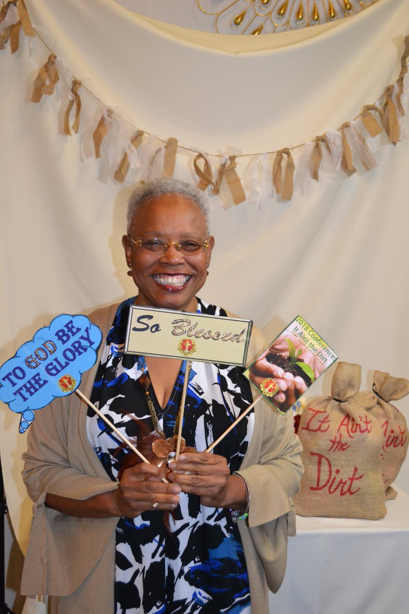 EnduringJoyMin's tweet photo. "It aint the Dirt" reflections in receiving the Word #EnduringJoy https://t.co/EQuiROluCP