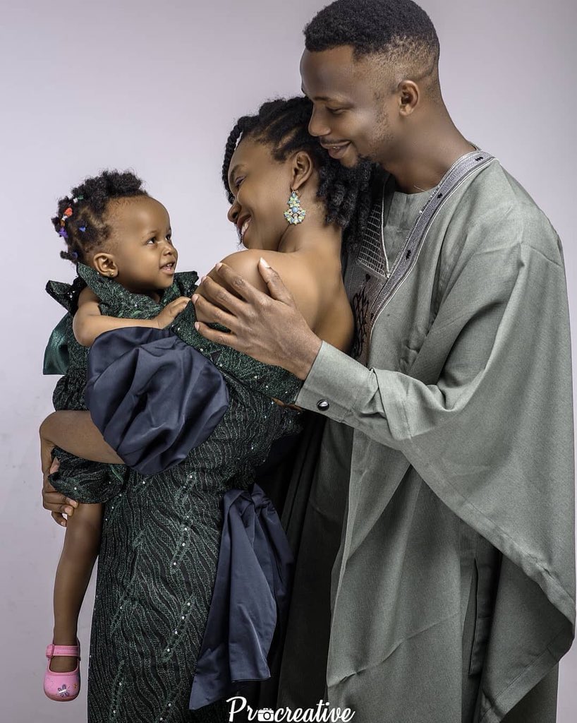 MustardelsMedia's tweet photo. @EmmaOhMaGod - Happy Children's day.
#TheOhEmGees #childrensday #happychildrensday #feature #MustardelsMedia https://t.co/gupYhOuoVc