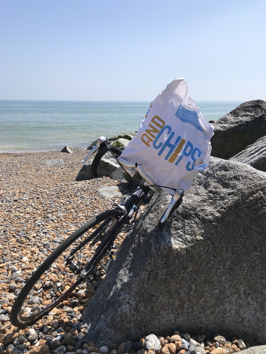 marc_bunce's tweet photo. Fish &amp; Chips delivered to the beach to enjoy with family after 18 mile cycle from home, knew those tri bars would come in handy 😄 #Shoreham https://t.co/zWa6oAFRsT