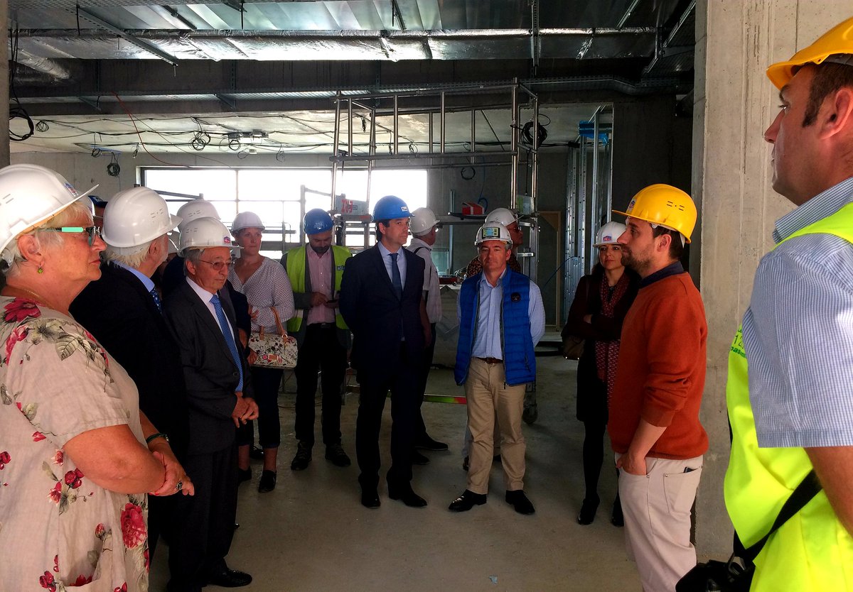 jfbenon's tweet photo. #valdoise / #iledefrance / #ParisRegion / #FFB95 / #Madein95 / #Ceevo95 : Participation du CEEVO à la visite du chantier de construction du Groupe scolaire Jean Moulin à Garges-les-Gonesse à l'invitation de la Fédération du Bâtiment du Val-d'Oise - 
https://t.co/hasTAmwCqV https://t.co/FgGMx9S6SQ