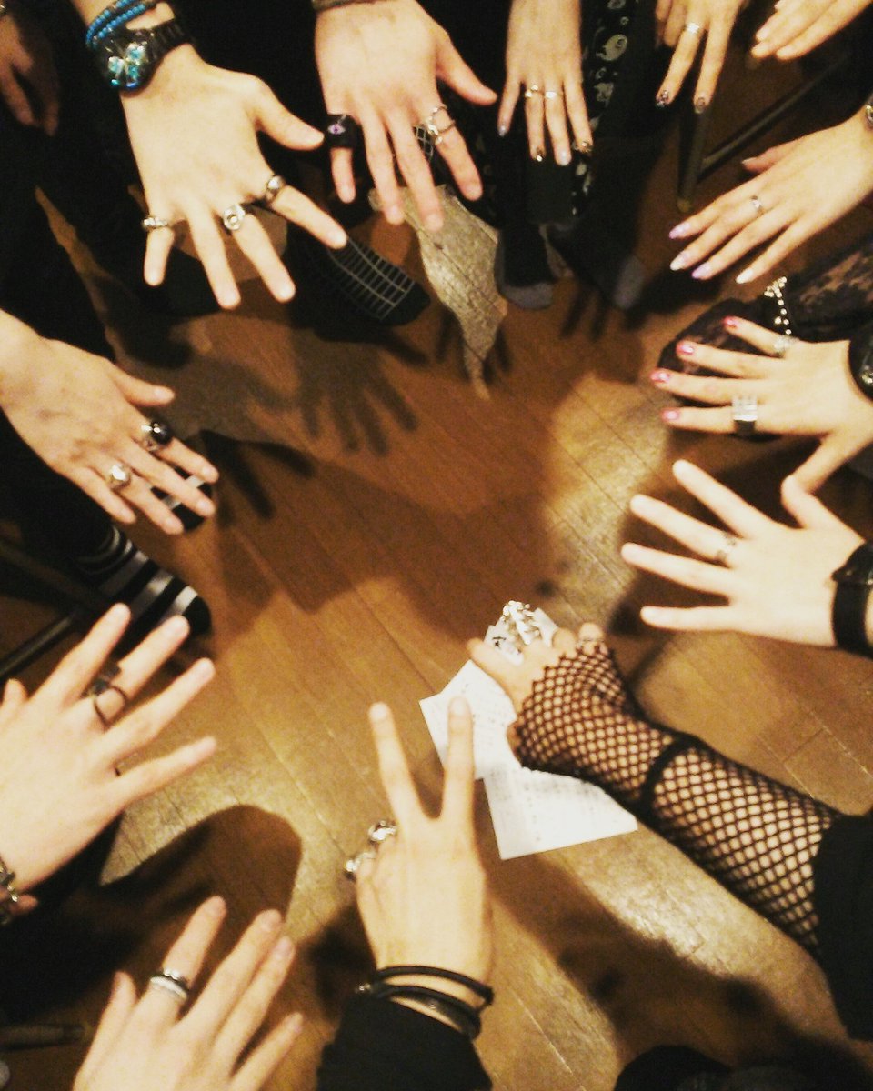 asamix0730's tweet photo. そいや昨日のオフ会最高に楽しかった！

そらちゃんがくっついて来てくれたのめちゃくちゃ嬉しかった😳

今回はお初な人がいて新鮮だったな\( ´ω` )/

来月も楽しみ！

#DRcrew
#オフ会 https://t.co/d6w6GGvLcx