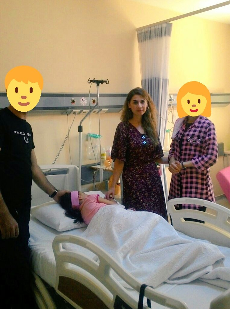 ahbapakdeniz's tweet photo. Başkanım, Aylin'i ziyaret ettik.Omurilik tedavisi görüyor.Hayati anlamda önemli 2.ameliyatını 1 ay sonra olacak.Baba fabrika işçisi,asgari ucretle çalışıyor.G.Antep'te kirada yaşıyorlar.Hastane, ameliyat masrafları olarak 10.000TL giderleri olacak. @haluk_levent 
@ahbapplatformu https://t.co/YmvwT81zDb